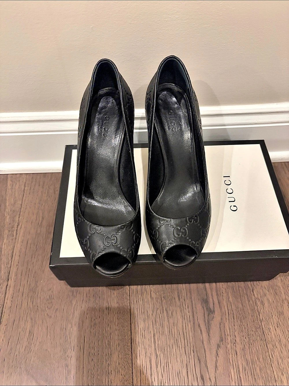 Gucci Guccissima Leather Peep Toe Platform Pump Platform Peep-Toe Pumps US 7